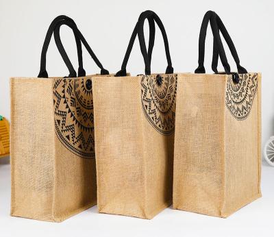 China Customized Wholesale Eco-Friendly Logo Printing Cloth Carrying Women Shopping Bag Natural Burlap Large Tote Jute Bag for sale