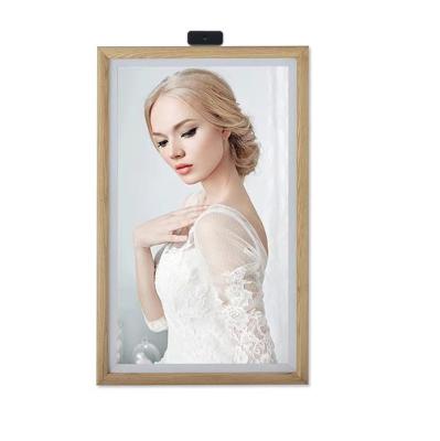 China Europe / Factory Customization Wall Advertising Player Luxury Wood Frame Digital Signage for sale