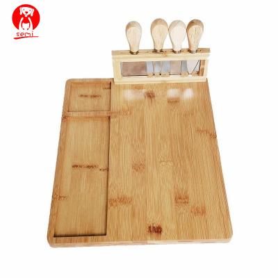 China 100% Eco-Friendly Bamboo Cheese Boards Set Removable Reusable Eco-Friendly Cheese Knives Cheese Boards Cutting Boards Safe Eco-Friendly Kitchen Supplies for sale