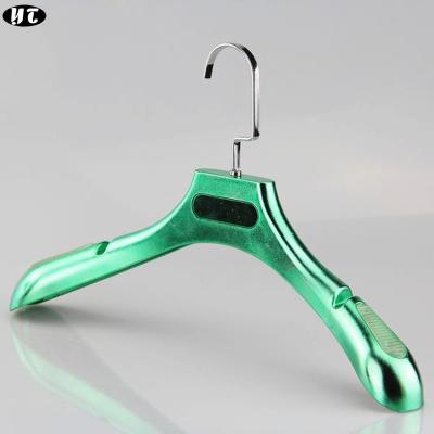 China Good quality brand coat hanger shiny shiny plastic electric plated plastic coat hanger for sale