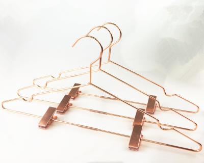 China SHOW OFF Rose Gold Metal Hanger Cheap Shirt Hanger Metal Wire Hanger With Clips for sale