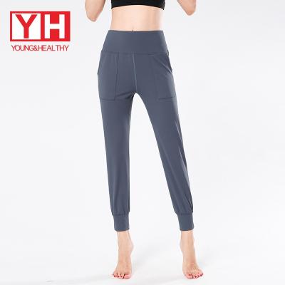 China Rts Wholesale Hip In-stock Lifting Women's Fitness Breathable Capri Gaiters Sports Pants Yoga Pants for sale