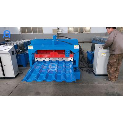 China Building Material Stores Glazed Tile Roll Forming Machine 1100 Glazed Tile Forming Equipment for sale