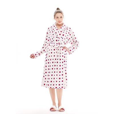 China Custom Print Design QUICK DRY Flannel Fleece Women Bathrobes For Winter for sale