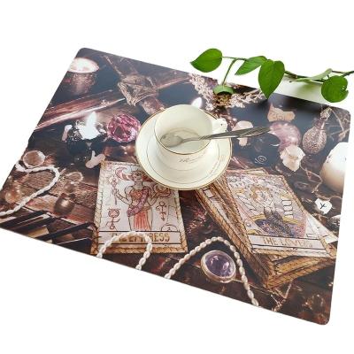 China Sustainable High Quality PVC PP Table Mats For Restaurant Plastic Woven Place Mat Dining Dish Plate Mat for sale