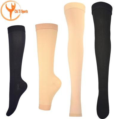 China Anti Embolism Athletic Stockings With Inspect Toe Hole Thigh High Knee High For Compression Ted Hose Men Women 15-20 mmHg for sale