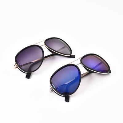 China Fashion sunglasses 2020 cheap sunglasses plastic fashion sun glass for sale