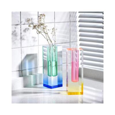 China Modern Home Decoration Color Stand Flower Vase Acrylic Exquisite Handmade Acrylic Vase for sale