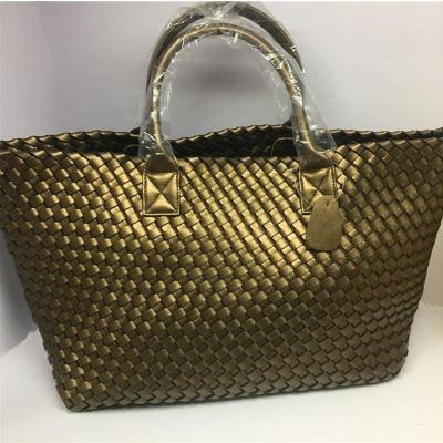 China Fashion Wholesale Luxury Designer Bag Famous Brands and Purses Female Casual Tote Leather Woven Custom Handbags for sale