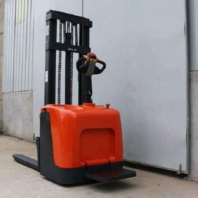 China Hotels 1.5 Ton 2 Ton 4m-5.5m Stand Up Hydraulic Drive Stacker Full Lift Rider Electric Stacker for sale