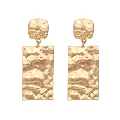 China 2021 CLASSIQUE Retro Exaggerated Geometric Metal Alloy Earrings for sale