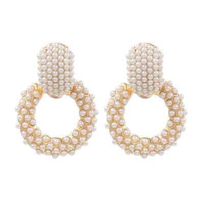 China 2021 CLASSIQUE hot sale fashionable cc baroque pearl earrings for women for sale