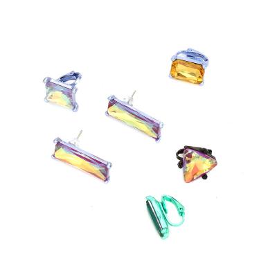 China 2021 Hot Sale Simple CLASSIC Crystal Earrings Clip Set Square Glass Earrings for sale