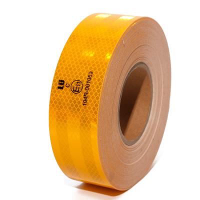 China Retro EEC Reflective Tearable Evidence Marking Tape Reflector Sticker For Trailer, Cars And Trucks for sale