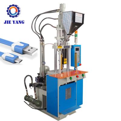 Cina Hot Selling Micro Usb Cable Automatic Molding Making Machine in vendita