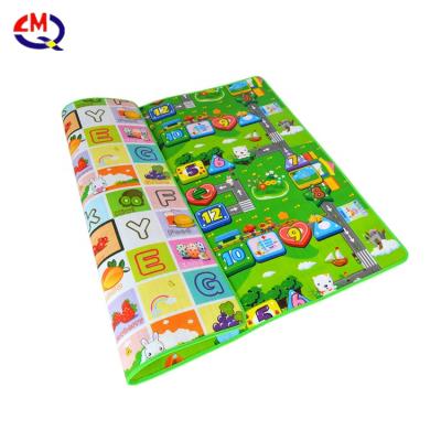 China Non-toxic Children's Thick Baby Mat Custom Pattern EPE Waterproof Puzzle Game Crawling Mat for sale