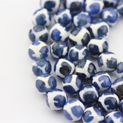 China DIY decoration; Bracelet ; Necklace ; Earring beads etc. for Jewelry Making Sapphire Faceted Tibetan Dzi Agate With Football Stripe for sale