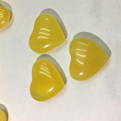 China Jewelry making heart pendant necklace Baltic amber beads DIY handmaking yellow Baltic amber stone loose jewelry making for sale