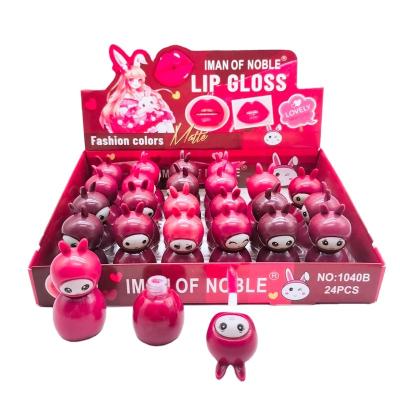 China IMAN Waterproof Doll Head Wholesale NOBLE Noise Cup Matte Red Non-Stick Lip Gloss for sale