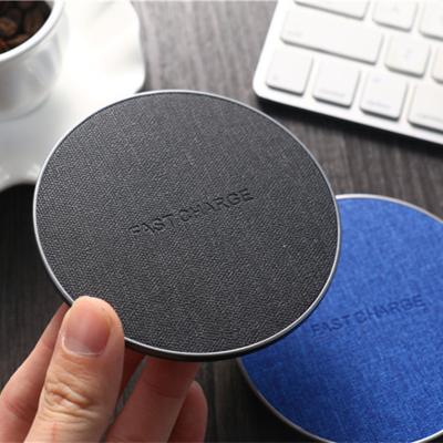 China Free Sample Product Hot Sale Product Denim Cloth Surface Qi Fast Charging Smart Wireless Charger For Samsung s6 s6 edge for sale