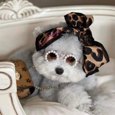 China Viable Fashion Dog Pet Pearl Sunglasses Glass Eye-Wear Photos Props Accessories Pet Supplies Cat Glasses For Small Medium Dogs for sale