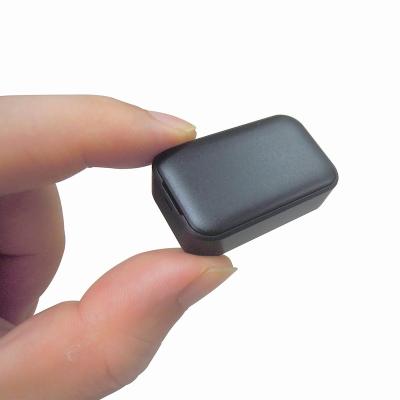 China For Personal Anti-Lost Alarm Child Anti-lost GPS Tracker GW07 SOS Kids Mini Low Cost GSM Locator for sale