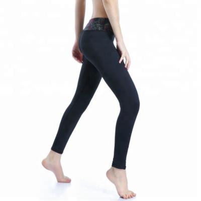 China Black Custom Compression Workout Gym Fitness Sport High Waisted Tights Breathable Push Up Sexy Yoga Leggings With Pockets Inside Women for sale