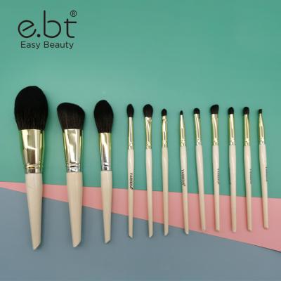 China Wholesale High Quality Eye Bushes Private Foundation Flat Brush Makeup Brushes Custom Makeup Brushes for sale