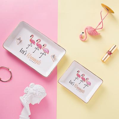 China Luxury Hand Painted Pink White Ceramic Flamingo Ring Holder Dish Ceramic Ring Dish Charger for sale