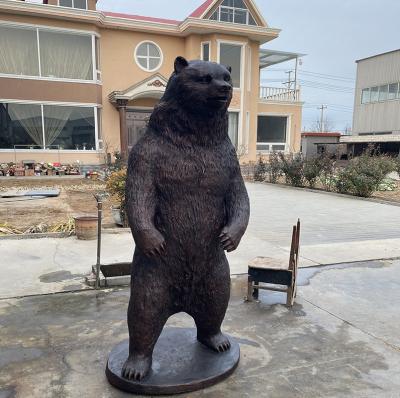 China Animal Art Animal Sculpture Bear Statue Europe Garden Decoration Cast Iron Life-Size Bear Bronze Statue European Decorative Sculpture for sale