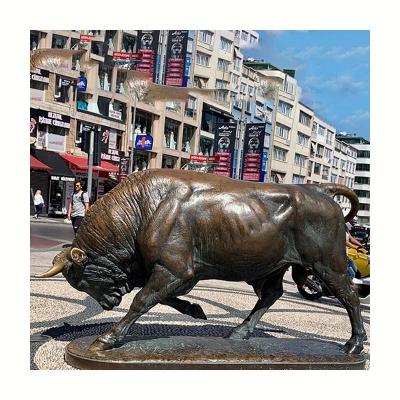 China Europe Factory Supply Landscape Ox Metal Sculpture Garden Cast Bronze Life Size Bull Statue With Low Price for sale