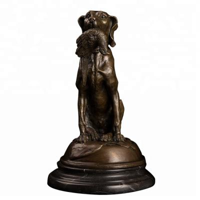 China Brass Bronze Dog Statue Europe Hound Dog Sculpture for sale