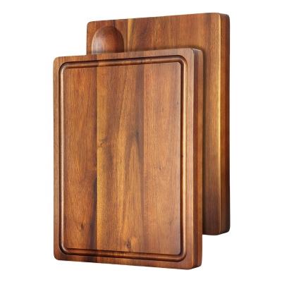 China Multi-Function Sustainable Sustainable Natural Wood Bark Wood Cutting Board Acacia Wood Kitchen Cutting Board Custom Size Tree Cutting Board for sale