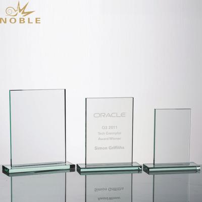 China 2019 Wholesale Europe Noble White 3D Laser Crystal Book Trophy Award For Graduation Souvenir for sale