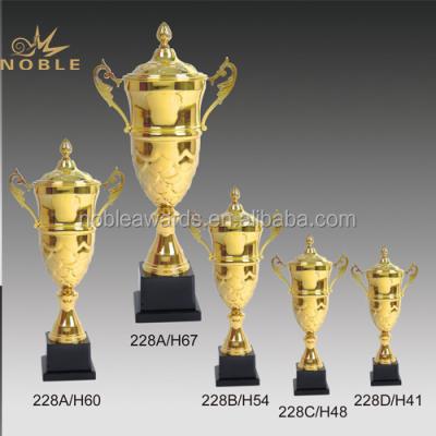 China Custom Europe Different Size Sports Metal Trophy Cup for sale