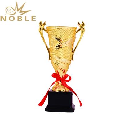 China Hot Selling Custom Europe School Student Plastic Trophy Cups for sale