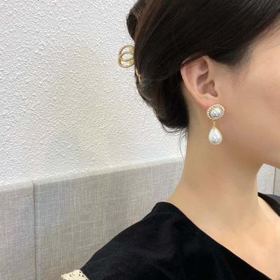 China YSYH Trendy Fashion Jewelry Pearl Earrings With Sun Mirror Design Brass Alloy With 18K Gold Plated Stud Earring Accessories For Girls for sale