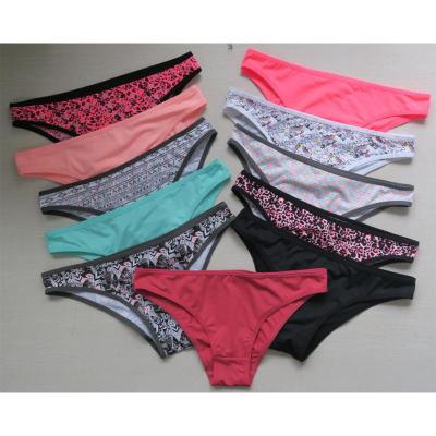 China Breathable Printing Spandex Low Rise Bikini Underwear Briefs For Women Comfortable Panties for sale