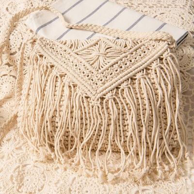 China Straw Crossbody Bag Women Weave Shoulder Bag High Quality Straw Beach Bags Woven for sale