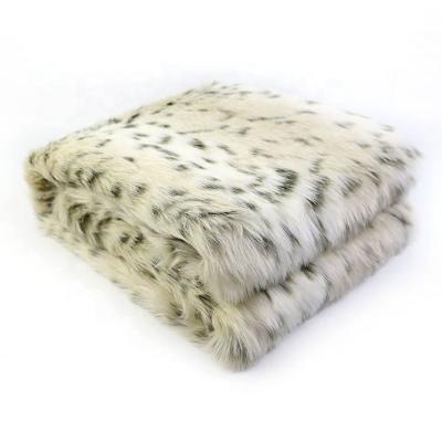 China China Factory Wholesale Polyester Luxury Faux Fur Covering Anti-pilling Throw Blanket Double Sided 100% Plush Faux Fur Covering for sale