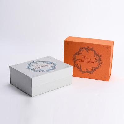 China Beautiful Handmade Foldable Amazon Branded Paper Packing Boxes for sale