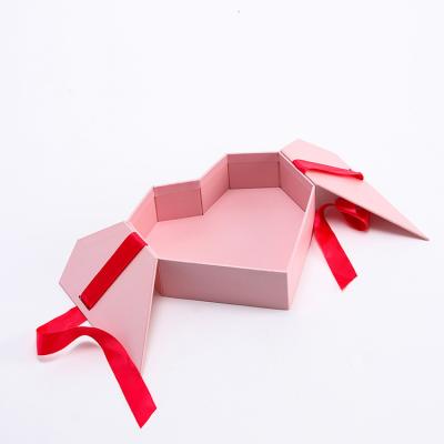 China Recyclable Cardboard Chocolate Box Luxury Whole Set Paper Boxes Sweet Gift Boxes for sale