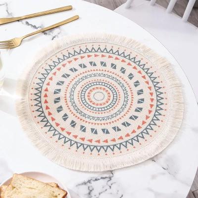 China Cotton Sustainable Yarn Place Mat Round Handwoven Table Mat Household Coaster Bowl Mat Restaurant Table Decoration Mat for sale