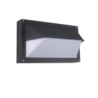 China Modern Outdoor Die Cast Polycarbonate E27 Outdoor Wall Light Surface Mounted Lamp for sale