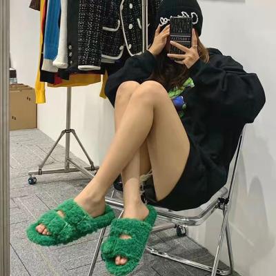 China CUSHIONING New Arrival Brand Wholesal-Washable Single Slippers For Women Bead Winter Fur Slipper Indoor Platform Slides for sale