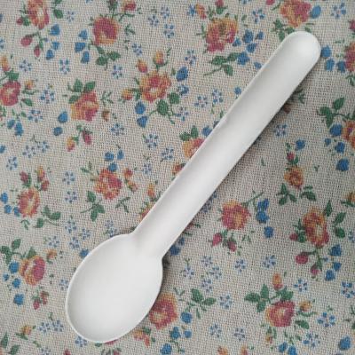 China Sugarcane Compostable Biodegradable Disposable Pulp Cutlery Bagasse Paper Cutter Fork White Edible Spoon for sale