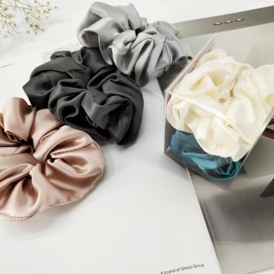 China Fashionable Qiyue 100% Pure Silk Women Hair Scrunchie Large Silk Ties à venda