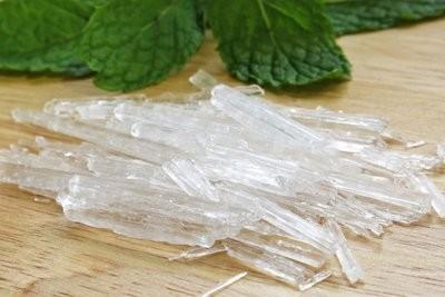 China 2216-51-5 Pure Menthol Crystals For Ingredients and Food Additive for sale