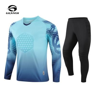 China Hot Selling Soccer Adult Goalie Sleeve Sets Single Piece Soccer Jersey Crash Pads Men Goalkeeper Uniforms for sale