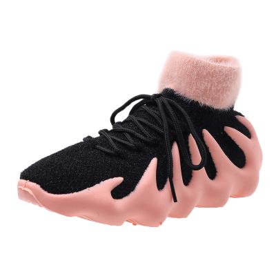 China New Winter Trend 2022 Fashion Breathable Sports Shoes Women's Lazy Casual Jogging Shoes Plus Velvet Coconut Eight-claw Shoes for sale